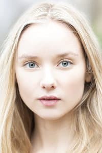 Alexandra Dowling in Falling into Place