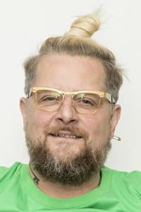 Patrik Arve in Tompa Eken - ett liv i punkens tjänst
