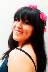 Adriana Gutiérrez in Crónica de una Desdicha Hereditaria