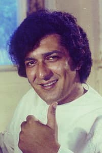 Roopesh Kumar in Kal Aaj Aur Kal