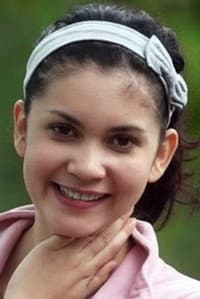 Julia Ziegler in Momok The Movie