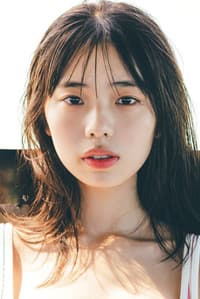 Hina Kikuchi in V. MARIA