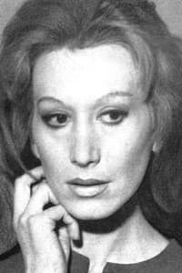 Alessandra Maravia in La bruttina stagionata