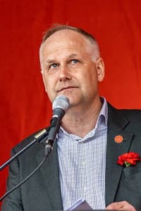 Jonas Sjöstedt in 104 dagar
