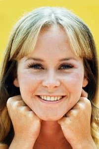 Heather North in The Barefoot Executive