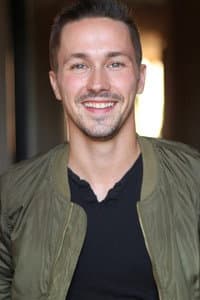 Alex Miller in Escape Artist