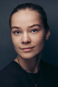 Safina Coster-Waldau in Kontra