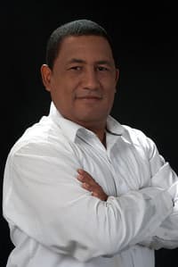 Eduardo Herrera in Atrápalo vivo o muerto