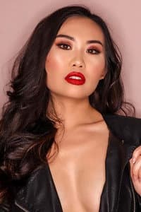 Chelsea Li in Fourever