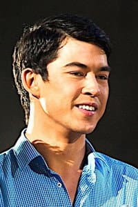 Jon Avila in Nars