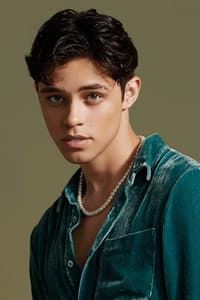 Alex Hoyer in Kally's Mashup: Un cumpleaños muy Kally