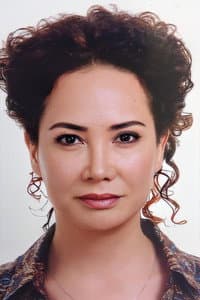 Demet Oran in Sir-Ayet
