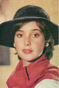 Svetlana Petrosyants in Суета сует