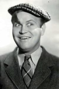 Rufe Davis in Raiders of the Range