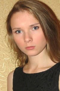 Yana Novikova in Plemya