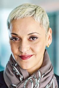 Mariza in Mariza and the Story of Fado