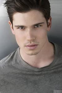 Tanner Novlan in My Best Friend's Christmas