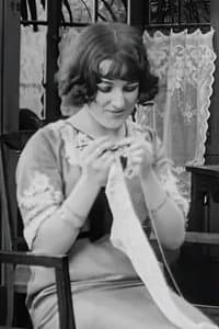 Lucy d'Orbel in Les vacances de Max
