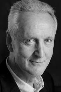 Hugh Fraser in Sharpe's Mission