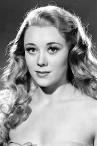 Glynis Johns in The Vault of Horror