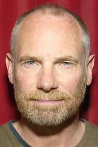 Mark Gillis in Thieves