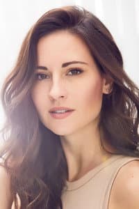 Ansley Gordon in Treasure