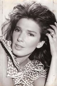 Ana Ofelia Murguía in Ámbar