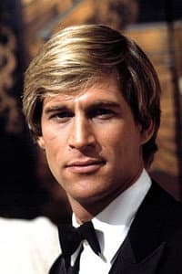 Simon MacCorkindale in Romance: Three Weeks