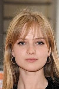 Nell Williams in Elizabeth Is Missing