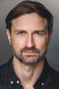 Alex Skarbek in Le Métis de Dieu