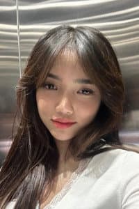 Fujianti Utami in Bukan Cinderella