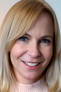 Marti Noxon in Godmoney