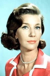 Lois Maxwell in Women of Twilight