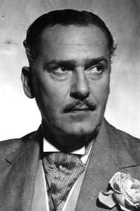 Arthur Margetson in The Great Defender