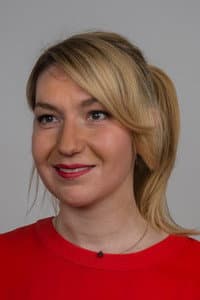 Julia Jelinek in Kafka, Kiffer und Chaoten