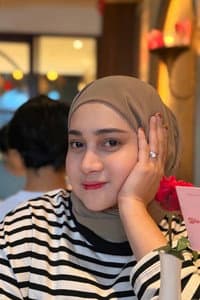 Jade Thamrin in Uang Passolo -Amplop Kondangan-