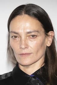 Laura Ponte in Estatus