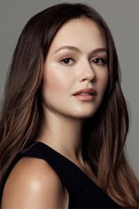 Olivia Sanabia in Pretty Outrageous
