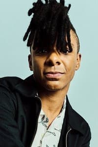 Zendé Murdock in The Runarounds
