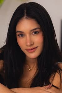 Carolina Guerrero in THR3E 11