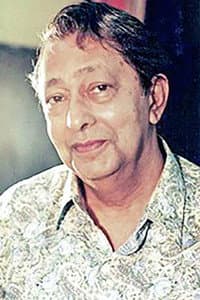 Golam Mustafa in Chand Aur Chandni