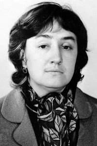 Lyudmila Kusakova in Женщина, которая строила города