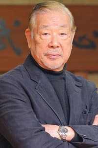Ken Kazama in Sûpâ Gun Redei Wani Bunsho