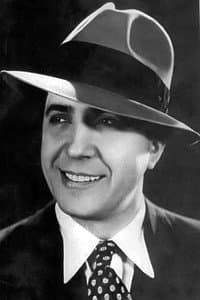 Carlos Gardel in Yira, yira