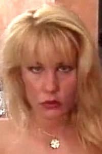 Simona Osborn in Pizza Girls