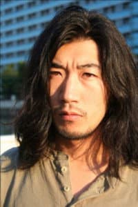 Hiroshi Yamada in Looking for Cherry Blossoms