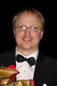 Pär Brundin in Grab Them