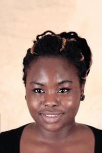 Élise Oppong in Aide-toi le ciel t'aidera