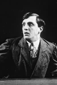 René Rocher in Blessée au coeur