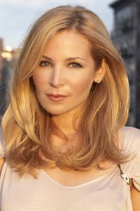 Jennifer Westfeldt in 10 Crosby